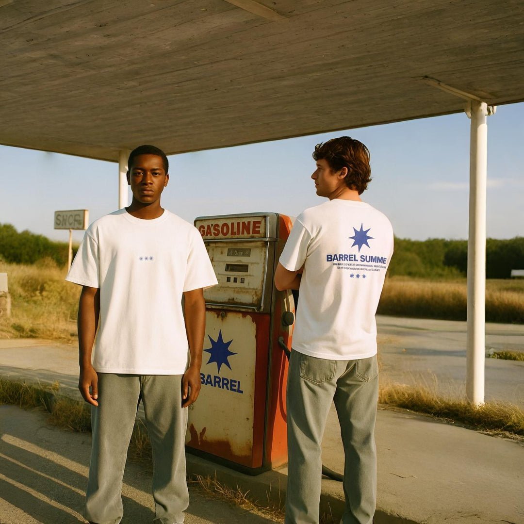 SUMMER TEE BLUE ON WHITE - Barrel Brand